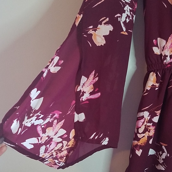 Arizona Jean Co. Floral Romper NWT - Picture 10 of 13